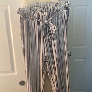 Paper Bag Pants - Medium